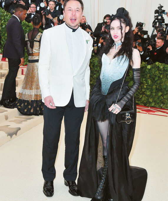 Η βιογραφία του Ιλον Μάσκ: Ο ιδιοφυής billionaire εμπνέεται από δυνάστες