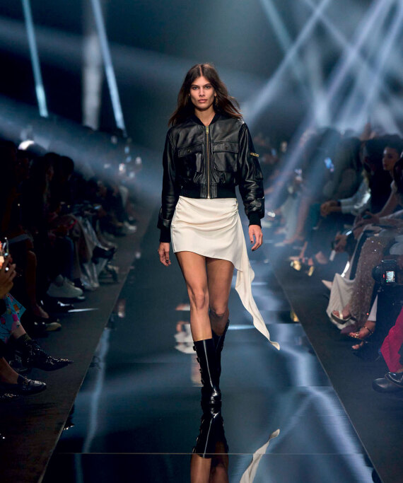 Ανθή Φακιδάρη: Η 20χρονη Ελληνίδα καλλονή είναι το νέο top model της Chanel