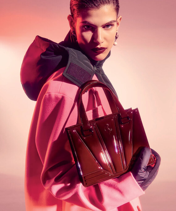 Ανθή Φακιδάρη: Η 20χρονη Ελληνίδα καλλονή είναι το νέο top model της Chanel