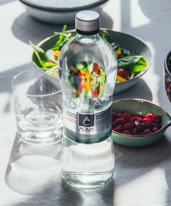 Πώς να επιλέξουμε το πιο αγνό, φυσικό ανθρακούχο νερό