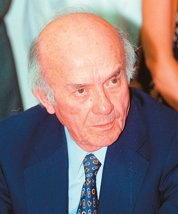 Πώς έπεσαν έξω οι βασιλιάδες του αυτοκινήτου - Έλαμψαν για δεκαετίες αλλά έσβησαν με την οικονομική κρίση