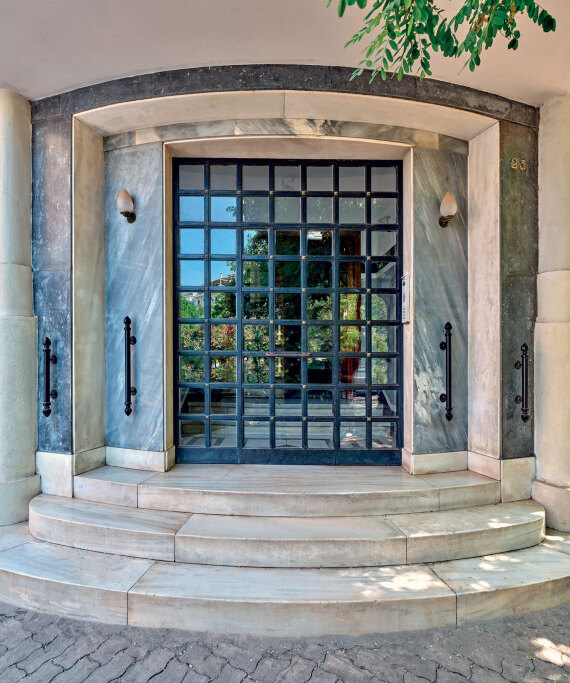 Φωκίωνος Νέγρη: Το ακίνητο των 980.000 ευρώ που ταξιδεύει στον χρόνο