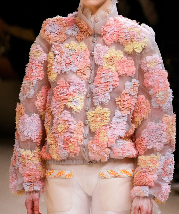 Paris Haute Couture 2024: Η extravaganza της μόδας