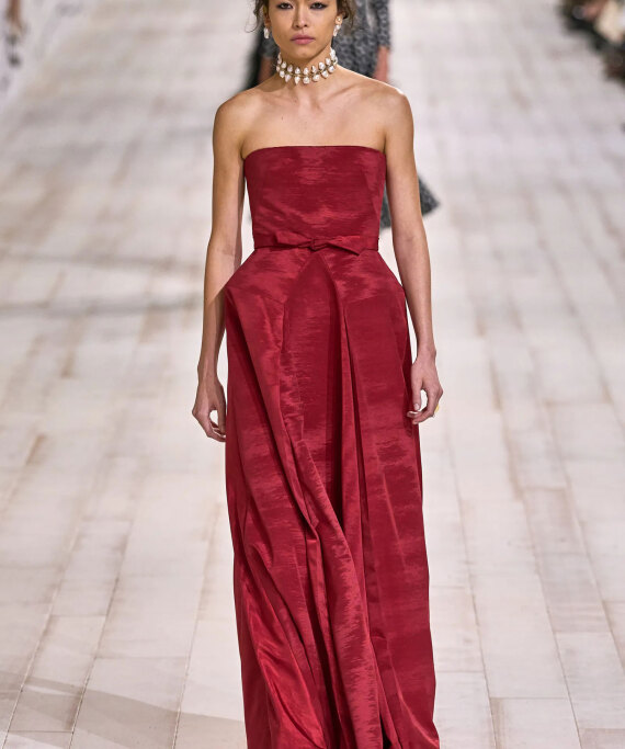 Paris Haute Couture 2024: Η extravaganza της μόδας