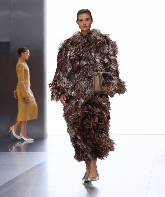 Paris Haute Couture 2024: Η extravaganza της μόδας