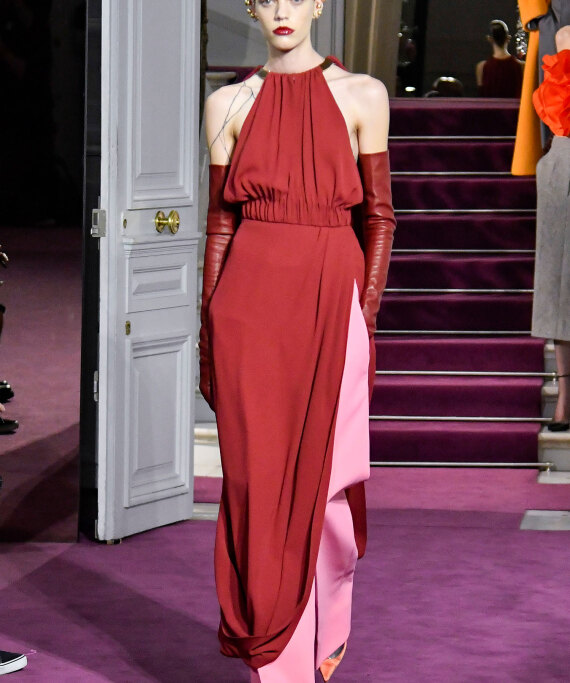 Paris Haute Couture 2024: Η extravaganza της μόδας