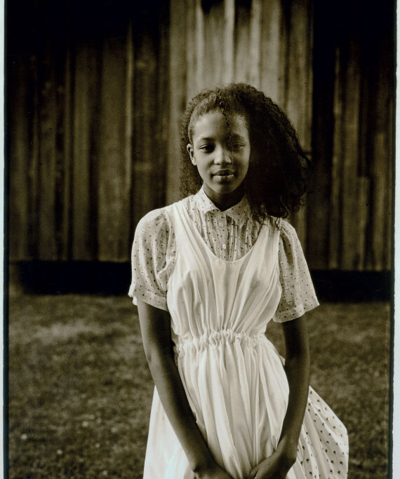 Ναόμι Κάμπελ: Tο Mουσείο Victoria & Albert την τιμά με μια έκθεση-ωδή στα έργα και τις ημέρες της