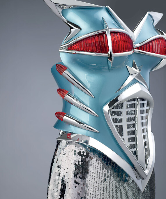 Ναόμι Κάμπελ: Tο Mουσείο Victoria & Albert την τιμά με μια έκθεση-ωδή στα έργα και τις ημέρες της