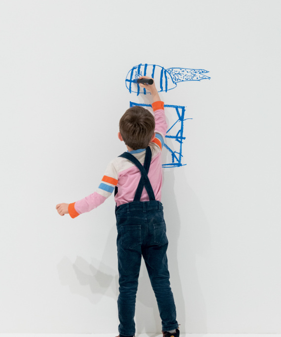 Γιόκο Όνο: Έκθεση στο Λονδίνο παρουσιάζει το καλλιτεχνικό έργο της, καλύπτοντας επτά δεκαετίες δημιουργίας και ακτιβισμού