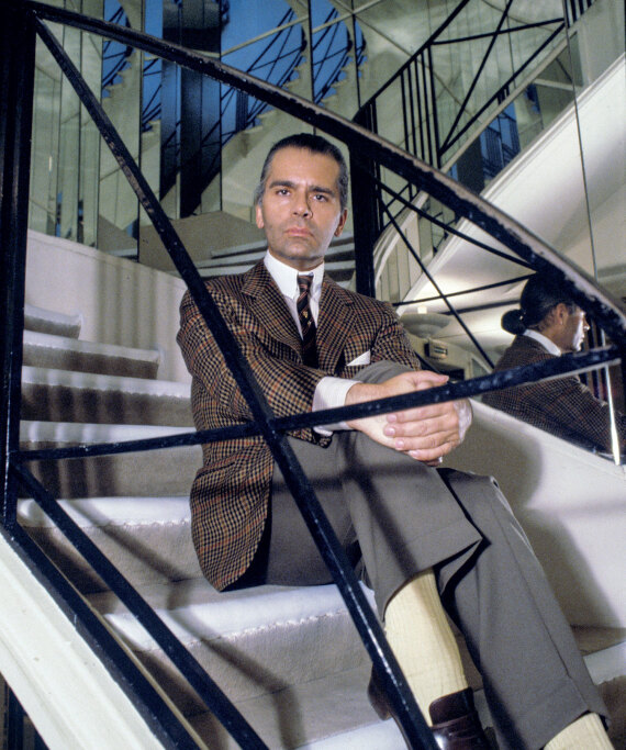 Καρλ Λάγκερφελντ: Η νέα μίνι σειρά για τον σχεδιαστή έχει λάβει αποθεωτικές κριτικές πριν καν κυκλοφορήσει