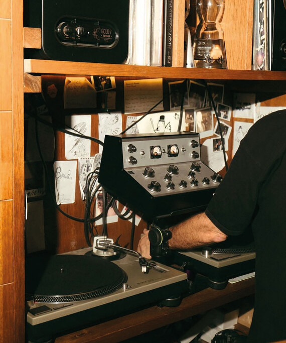 Τι μουσική... τρώτε; Tα εστιατόρια που δίνουν έμφαση και σε αυτά που ακούμε