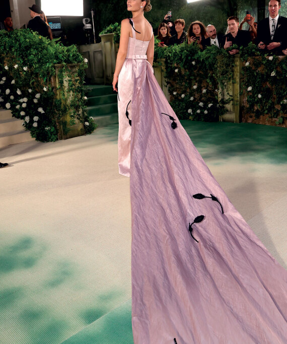 Met Gala 2024: Οι 400 της Aννα Γουίντουρ