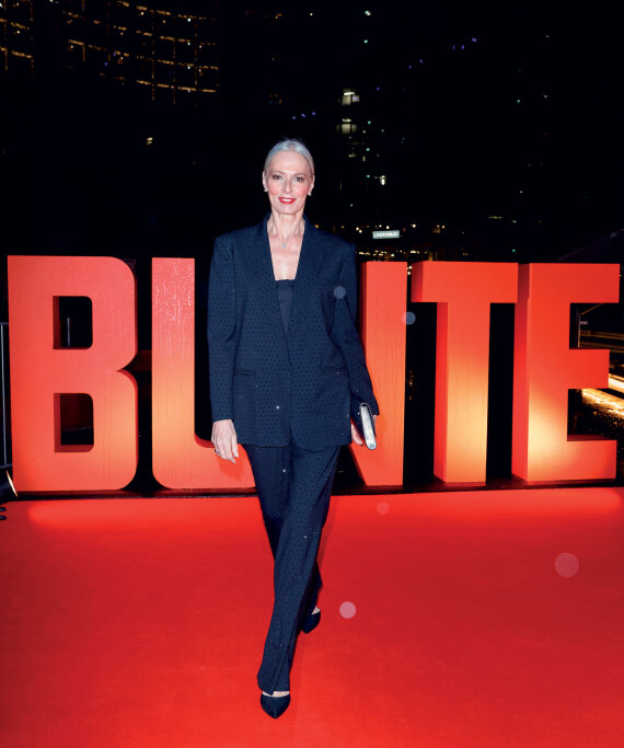 Πέτρα Φαν Μπρέμεν: Το 65χρονο μοντέλο που άνοιξε νέους ορίζοντες στην πασαρέλα