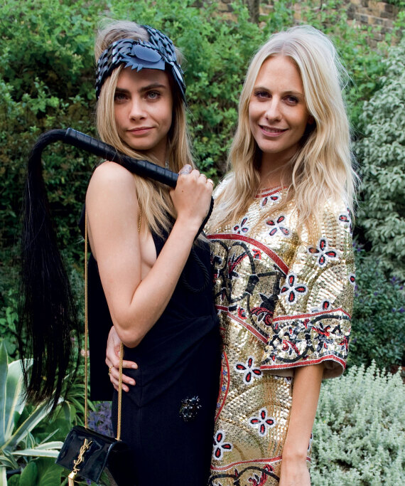 Το αξίας €27 εκατ. ανάκτορο των Ντελεβίν ψάχνει τους νέους ιδιοκτήτες του - Δείτε φωτογραφίες