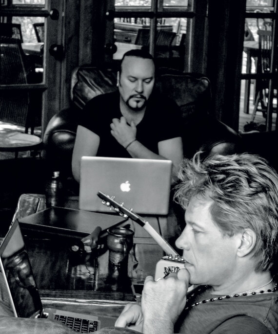 Desmond Child, ο συνθέτης του soundtrack της ζωής μας