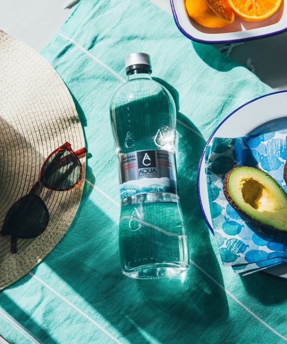 Πώς  αντιμετωπίζουμε καλύτερα τη ζέστη και την αφυδάτωση