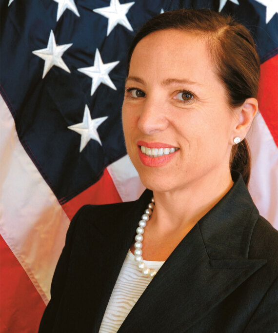 Εκλογές στις ΗΠΑ: 8 «δικοί μας» στο επιτελείο της Χάρις - Ο Ελπιδοφόρος και η… Μαλλιωτάκη στην ομάδα Τραμπ