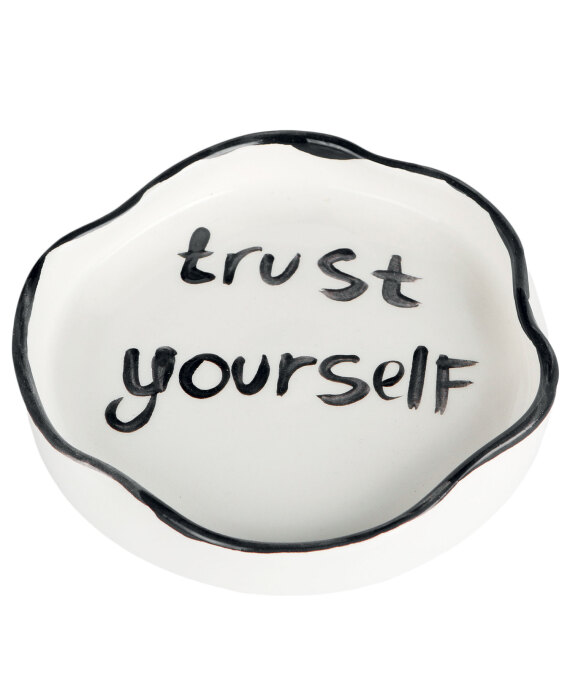 Rhea Kalo, η ανήσυχη κεραμίστρια