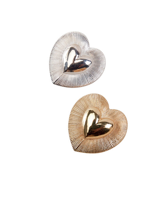 Antonia Karra: To ελληνικό κόσμημα της διεθνούς showbiz