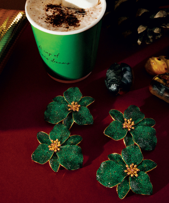 Begüm Kiroglu: Η φύση σε κοσμήματα - έργα τέχνης