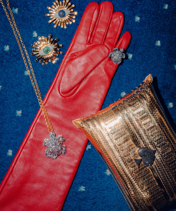 Begüm Kiroglu: Η φύση σε κοσμήματα - έργα τέχνης