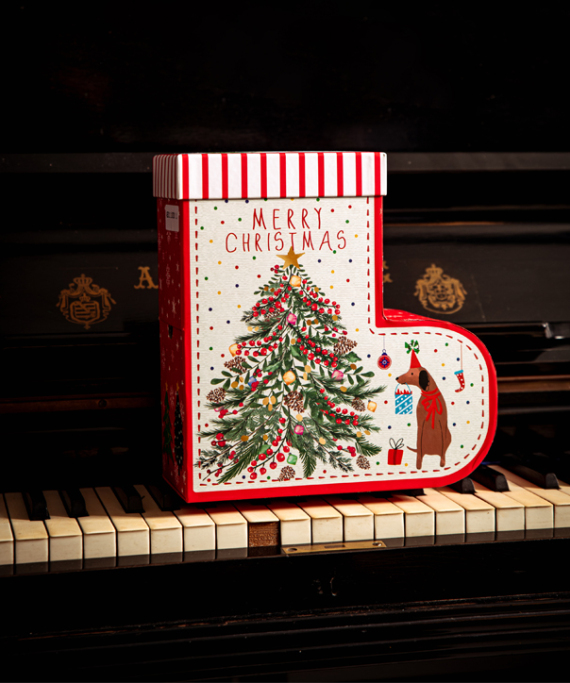 Εδώ θα βρεις όλα όσα χρειάζεσαι για να στολίσεις, να χαρίσεις και να απολαύσεις τις γιορτές στο MAXιμουμ
