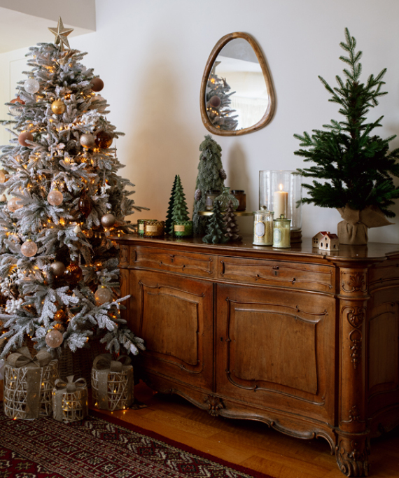 Εδώ θα βρεις όλα όσα χρειάζεσαι για να στολίσεις, να χαρίσεις και να απολαύσεις τις γιορτές στο MAXιμουμ
