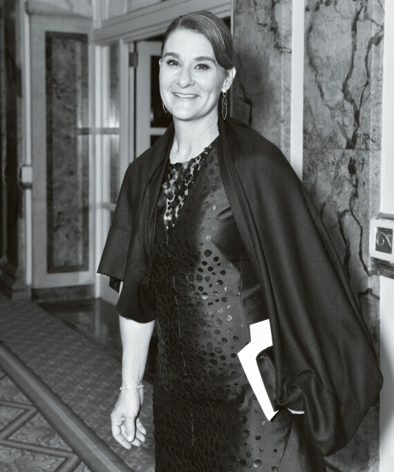 Από την Ελληνίδα τραπεζίτισσα Βίκυ Σάφρα στις πρώην Μπέζος και Γκέιτς - Οι πιο πλούσιες και διάσημες χήρες και διαζευγμένες του κόσμου