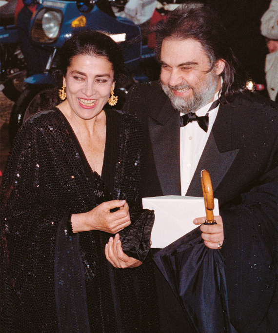 Vangelis, η βιογραφία: Από τους Forminx στους Aphrodite-s Child και στο Όσκαρ, η διαμάχη με τον Λογαρίδη και η... πόρτα από την ίδια του τη δισκογραφική