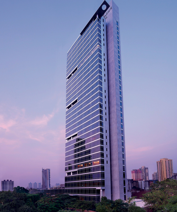 Four Seasons Hotel Mumbai: Fine living στη γη των μαχαραγιάδων