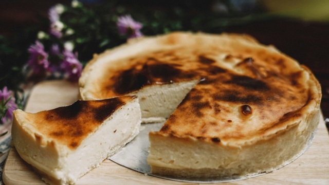 Η επιστήμη πίσω από την τέλεια γαλατόπιτα