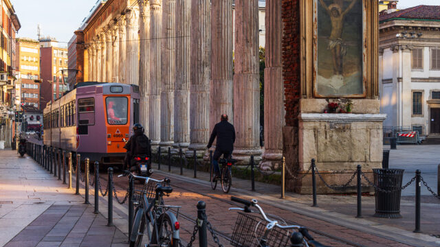 Εξερευνώντας την περιοχή Τιτσινέζε, την ολοζώντανη και μποέμ ιστορική συνοικία του Μιλάνου
