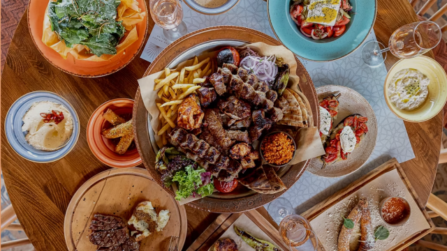 
5 αυθεντικά πολίτικα στέκια στην Αθήνα