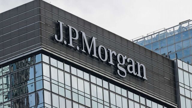 JPMorgan: Η Ελλάδα μία από τις πιο ελκυστικές αγορές για την κατηγορία Emerging Europe