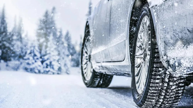 Προσοχή: Πρόστιμα και με λάστιχα Mud + Snow...