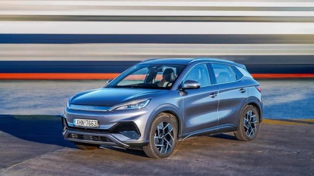 Ποιος είπε οτι τα ηλεκτρικά στην Ελλάδα είναι και ακριβά; (video)