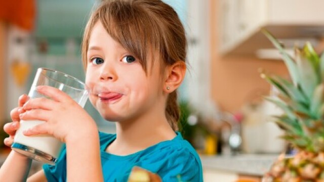 9 +1 αλήθειες για την παιδική διατροφή