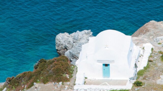 Πήγαμε Αμοργό για ψημένες ρακές και πατατάτο