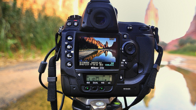 Πώς να τραβήξεις τα καλύτερα χριστουγεννιάτικα «κλικ» 