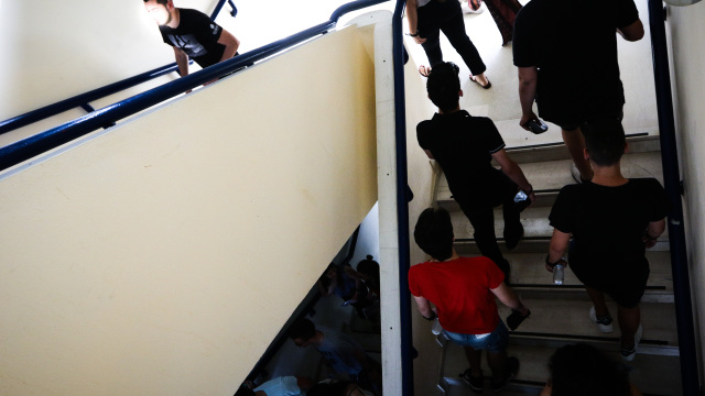 Τελευταίο κουδούνι σήμερα για τα λύκεια: Ξεκινούν την επόμενη εβδομάδα οι προαγωγικές και απολυτήριες εξετάσεις
