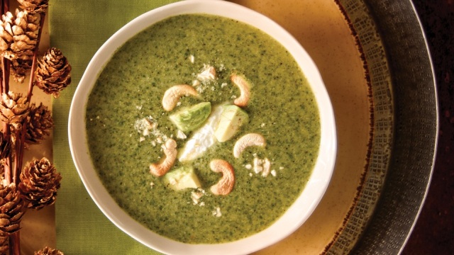 Βελουτέ μπρόκολο με αβοκάντο και κάσιους