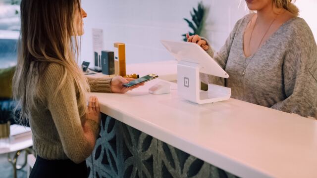 Cyber Monday 2025: Τα καλύτερα deals που χτυπούν την αγορά, τι πρέπει να προσέξετε 
