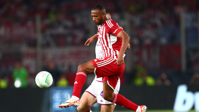 «Το βρώμικο παιχνίδι της Ναντ για Ελ Κααμπί – Η αιφνιδιαστική πρόταση των Γάλλων και η απάντηση του Ολυμπιακού»