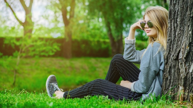 Σοφά quotes που θα σε βοηθήσουν να δεις τη ζωή με άλλα μάτια