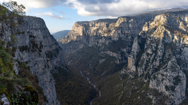 Φυσικό μεταλλικό νερό Βίκος: Από την πηγή σε εσένα