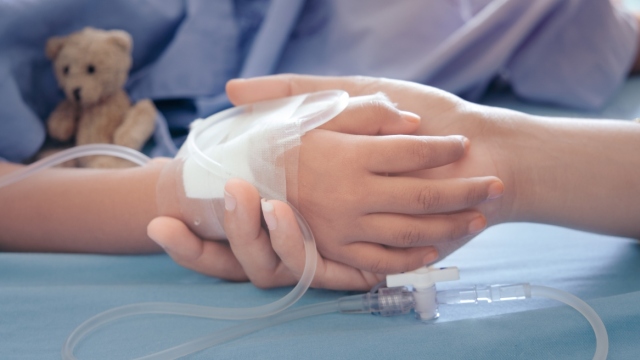 Τρίχρονο παιδί από τον Βόλο νοσηλεύεται με εγκεφαλίτιδα μετά από γρίπη