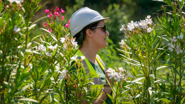 Πώς μια βιομηχανική δραστηριότητα συνυπάρχει σε αρμονία με τη φύση που τη φιλοξενεί 