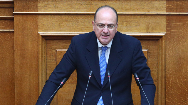 Λαζαρίδης: Δεν χρωστάμε τίποτα στους αγρότες, αδιανόητο η κυβέρνηση να τους καλεί σε διάλογο και να αρνούνται