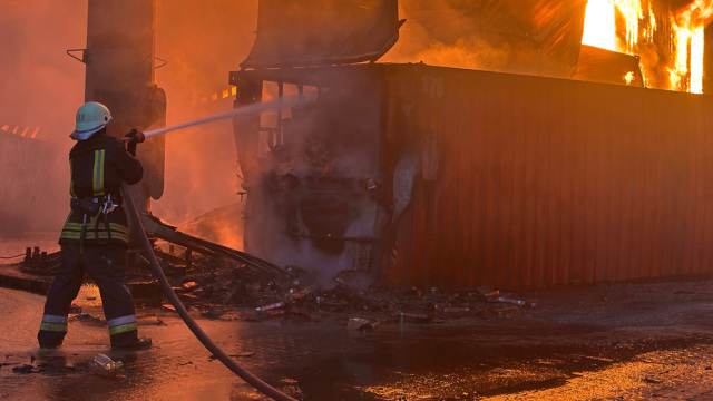 Πλήγμα βαλλιστικού πυραύλου σε προβλήτα στην Ουκρανία