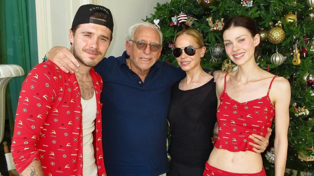 Μεγαλώνει η απόσταση ανάμεσα στον Μπρούκλιν Μπέκαμ και τους γονείς του, μετά το block στο Instagram πόζαρε με την οικογένεια της Νίκολα Πελτζ